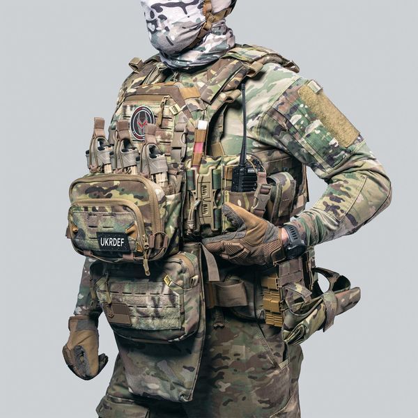 Бронежилет 6 класу "Ghost Performance V3" з системою швидкого скидання + 10 підсумків, з м'якими пакетами 1 класу, колір MC 2700 фото